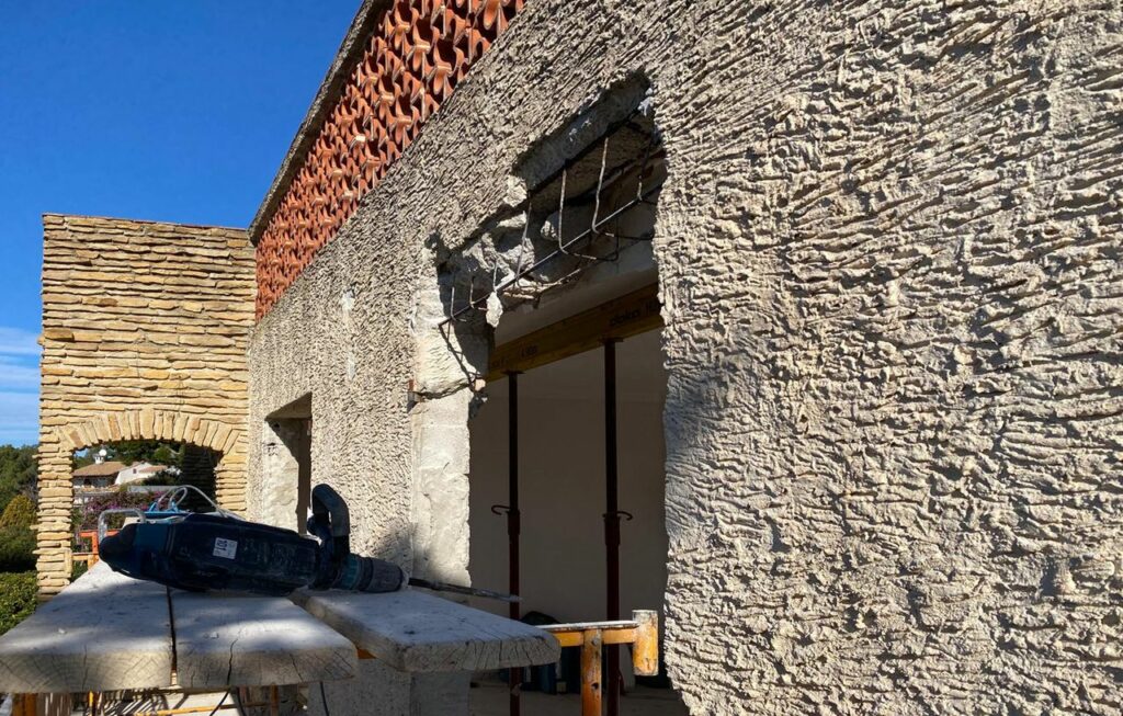 renovation-energetique-patrimoine-studio-loh-architecture-grenoble-isere-rehabilitation-batiment-ancien-materiaux-biosources