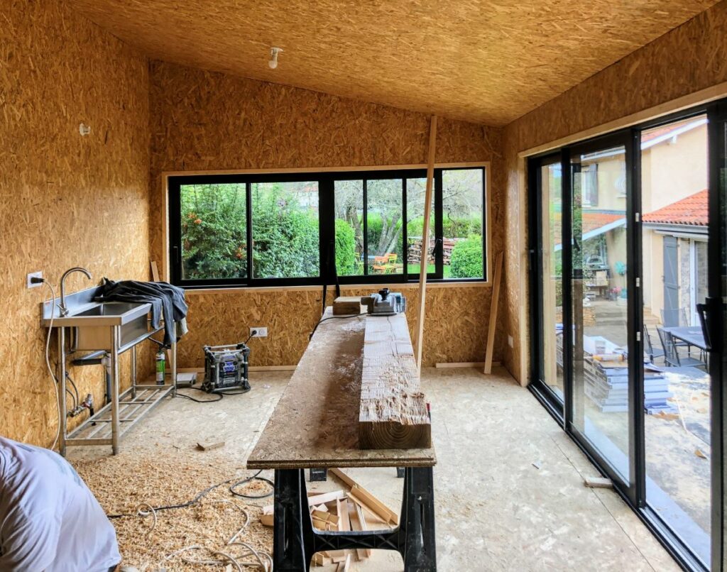Rénovation écologique en matériaux biosourcés d'une maison à Chazay d'Azergues dans le Beaujolais | Studio LOH Architecture Grenoble