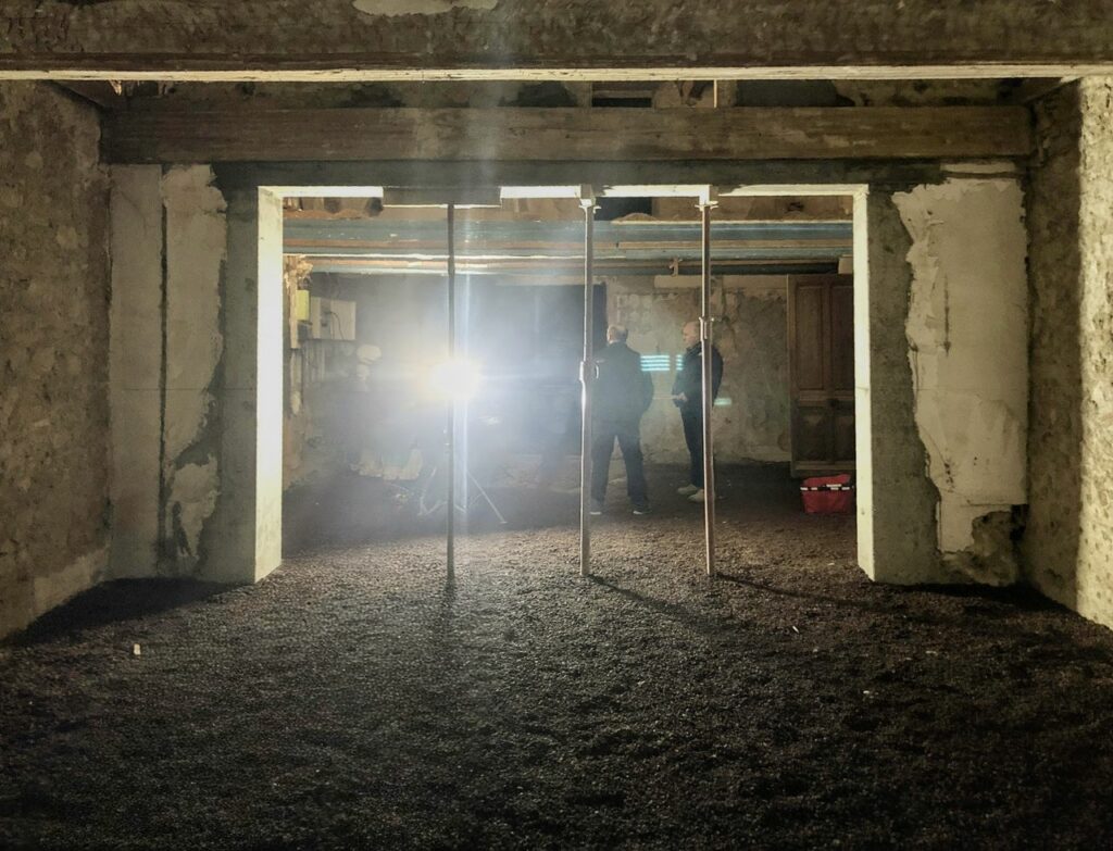 Rénovation énergétique BBC d'une bâtisse de 1700 dans les Monts du Lyonnais | Studio LOH Architecture Grenoble