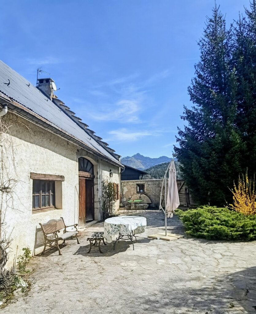 Réhabilitation d'un patrimoine remarquable dans le Vercors | Studio LOH Architecture Grenoble